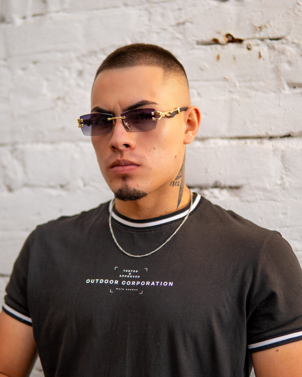 Classy Negro - Negro