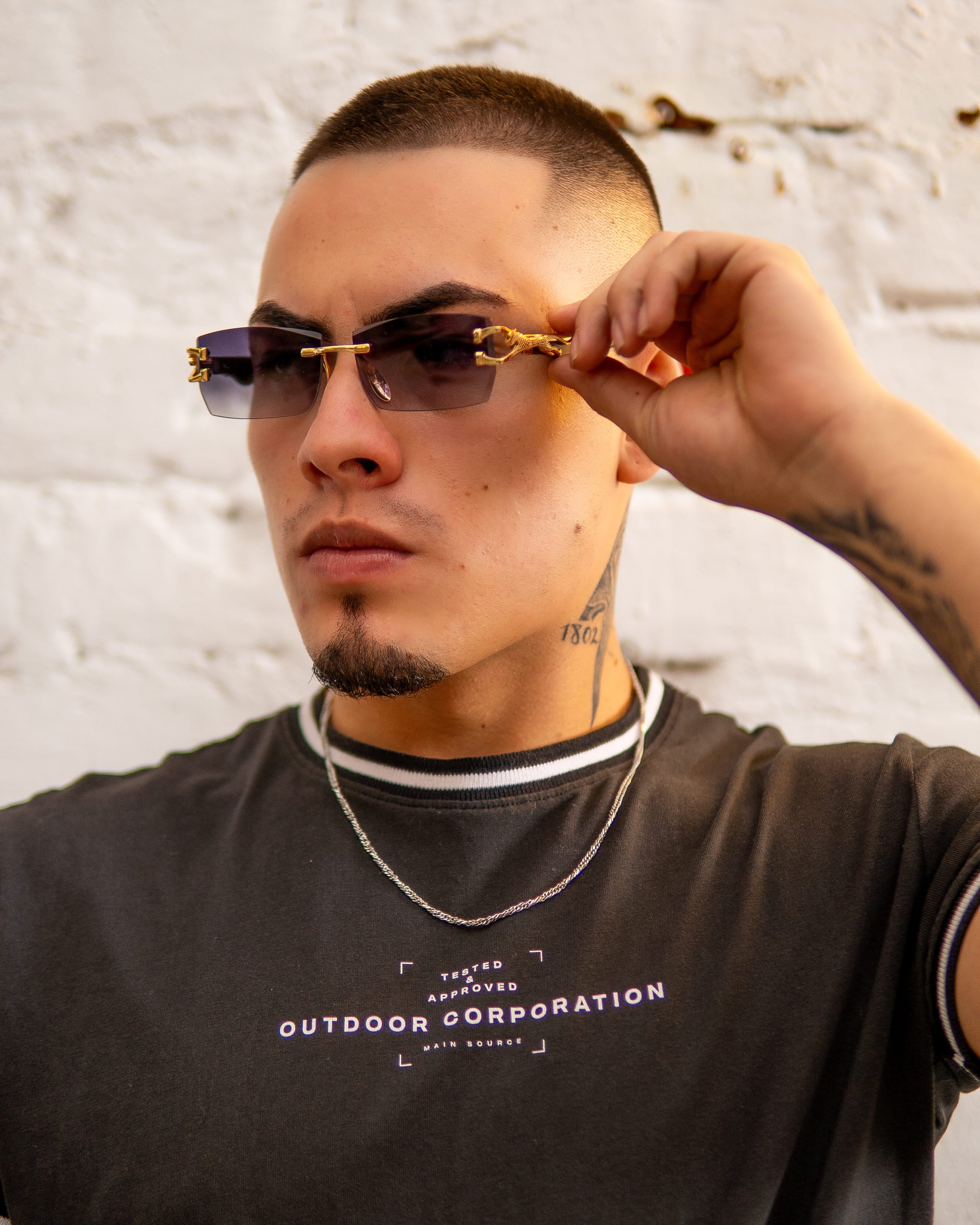 Classy Negro - Negro