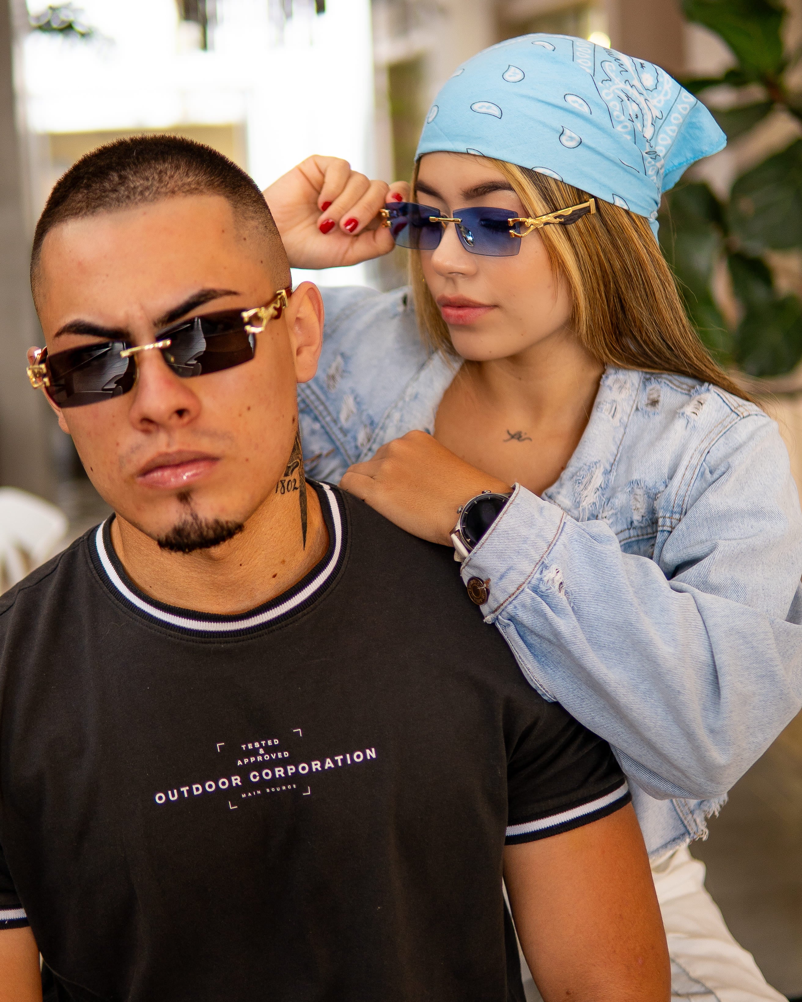 Classy Negro - Café